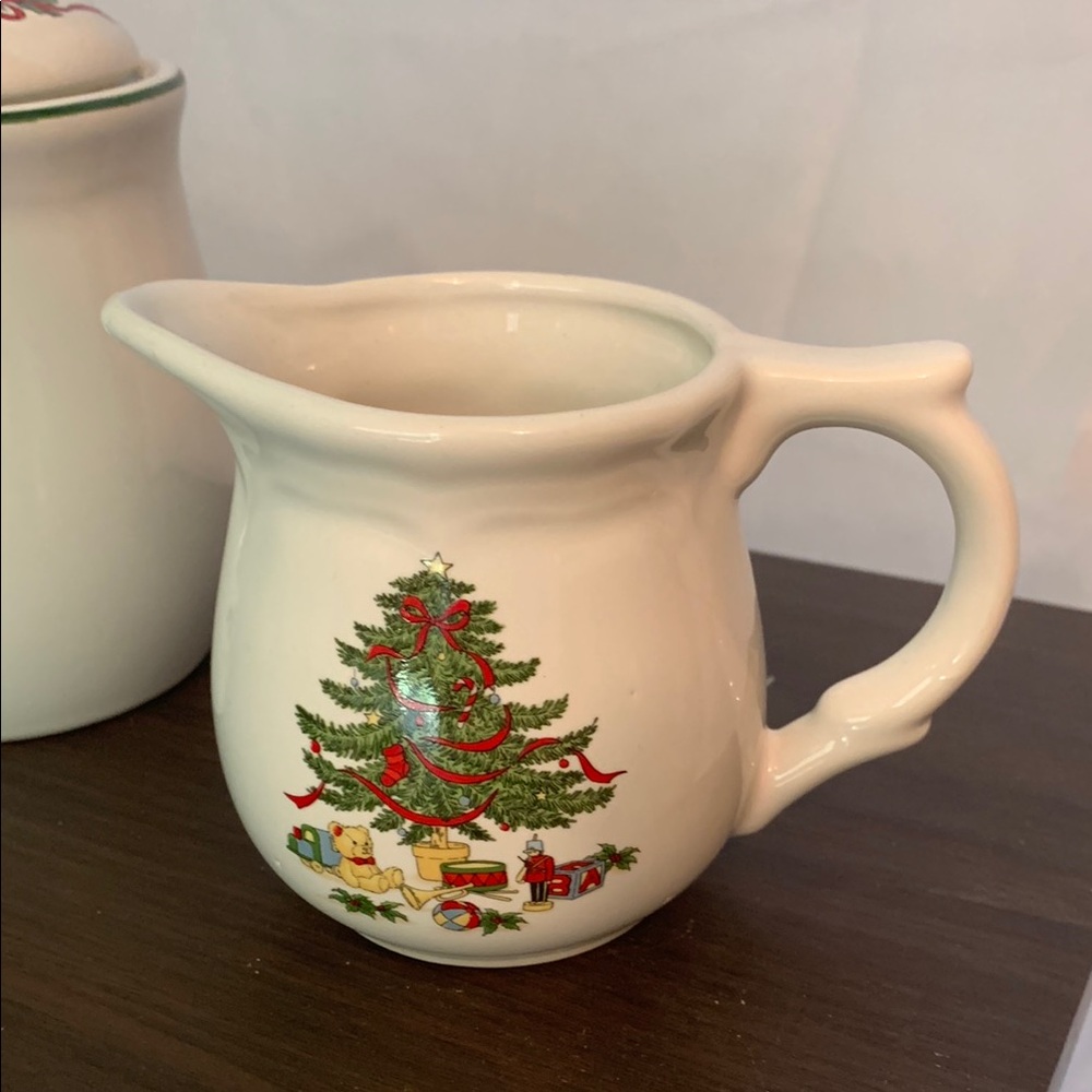 Holiday Tree Serveware Set - Picture 2 of 10